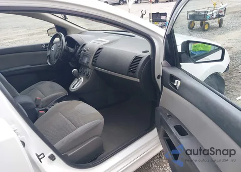 2011 Nissan Sentra 2.0Sr z USA, uszkodzony, nr VIN 3N1AB6APXBL712912